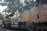 UP 8510 + 5252